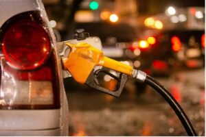 Petrobras anuncia aumento da gasolina e gás de cozinha