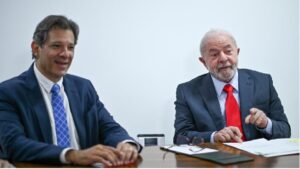 Lula recebe Haddad e equipe econômica para reuniões em meio à alta do dólar e necessidade de corte de gastos