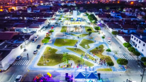 Praças construídas e revitalizadas pela Prefeitura de Juazeiro transformam o ambiente urbano e oferecem lazer e bem-estar
