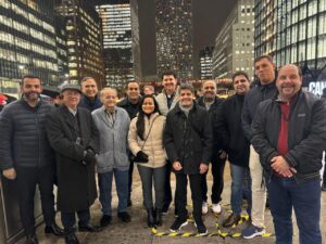 Em missão na Inglaterra, Simão Durando participa de encontro sobre gestão pública e transformação urbana