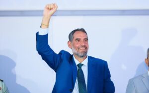 Anisio Viana toma posse como prefeito de Casa Nova