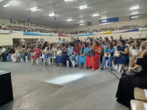 APLB Sindicato se reúne com governo municipal para rever piso do magistério