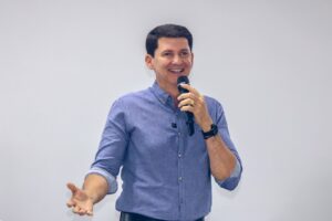 Simão Durando apresenta balanço dos primeiros meses de governo e lança pacote de investimentos para 2025