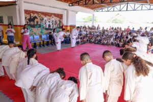  Transforma Petrolina: Solidariedade no ritmo do desenvolvimento