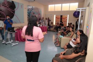 Petrolina promove palestra sobre o uso racional de medicamentos no Centro de Parto Normal
