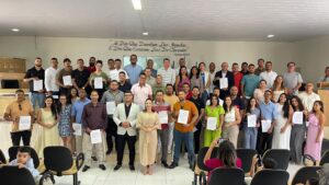 Sento Sé empossa mais de 40 novos servidores aprovados em concurso público