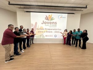 Lagoa Grande promove aulão inaugural do Projeto “Jovens Rumo ao Futuro” que prepara estudantes para o Enem