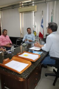Juvenilson Passos prestigia 67 anos de Valente, busca soluções para demandas históricas e reforça sua ligação com a região sisaleira