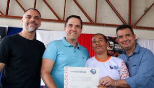 Prefeito Andrei participa da certificação do Programa de Qualificação Social e Profissional, em parceria com a SETRE