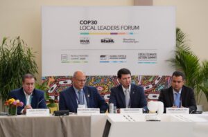 No Rio de Janeiro, Simão Durando lidera discussão com prefeitos sobre os impactos do tarifaço e mercados internacionais