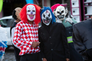 Carnaval dos Caretas 2026 começa com tradição, emoção e grande público em Estiva