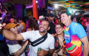 Prefeito Simão Durando celebra sucesso e força do Carnaval de Petrolina