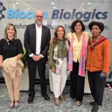 Bahia avança em parceria internacional para produzir medicamentos de alto custo do SUS