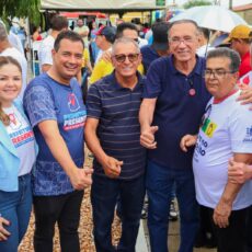 Prefeito de Juazeiro entregou ambulância e anunciou obras de pavimentação, durante a segunda edição do Prefeitura Presente em Pinhões