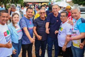 Prefeito de Juazeiro entregou ambulância e anunciou obras de pavimentação, durante a segunda edição do Prefeitura Presente em Pinhões