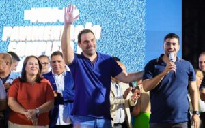 Deputado federal Adolfo Viana garante retomada das obras de pavimentação no Monte Castelo, em Juazeiro