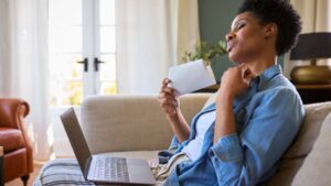 Calorões, insônia e mudanças de humor: como enfrentar os desafios da menopausa