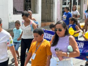 Abril Azul: Caminhada movimenta ruas de Igara com conscientização sobre o autismo