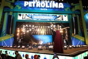 Poesia, encontros e tradição: terceira noite do São João de Petrolina emociona público com grandes momentos no Pátio Ana das Carrancas 
