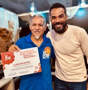 Professor Gilmar participa da Fenearte e reforça apoio aos artistas do sertão pernambucana