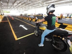 Exame toxicológico passa a ser obrigatório para primeira CNH nas categorias A e B também na Bahia Lei federal implementada em todo o país é adotada no estado por um trânsito mais seguro
