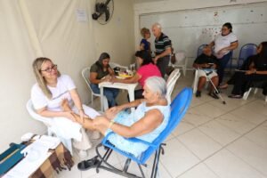 Transforma Petrolina fortalece rede de voluntários durante ação para atender idosos 