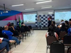 Sesau orienta servidores sobre novo método de avaliação por competências e fatores de desempenho