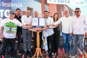 Andrei Gonçalves entrega Residencial Santo Expedito I e transforma o sonho da casa própria em realidade para famílias 156 famílias Juazeirense