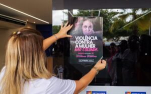 Prefeitura de Petrolina orienta mulheres sobre medidas protetivas e caminhos para buscar ajuda