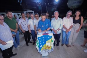 PROJUA: prefeito Andrei Gonçalves autoriza primeira etapa da pavimentação do Tabuleiro e anuncia conclusão de 100% das ruas